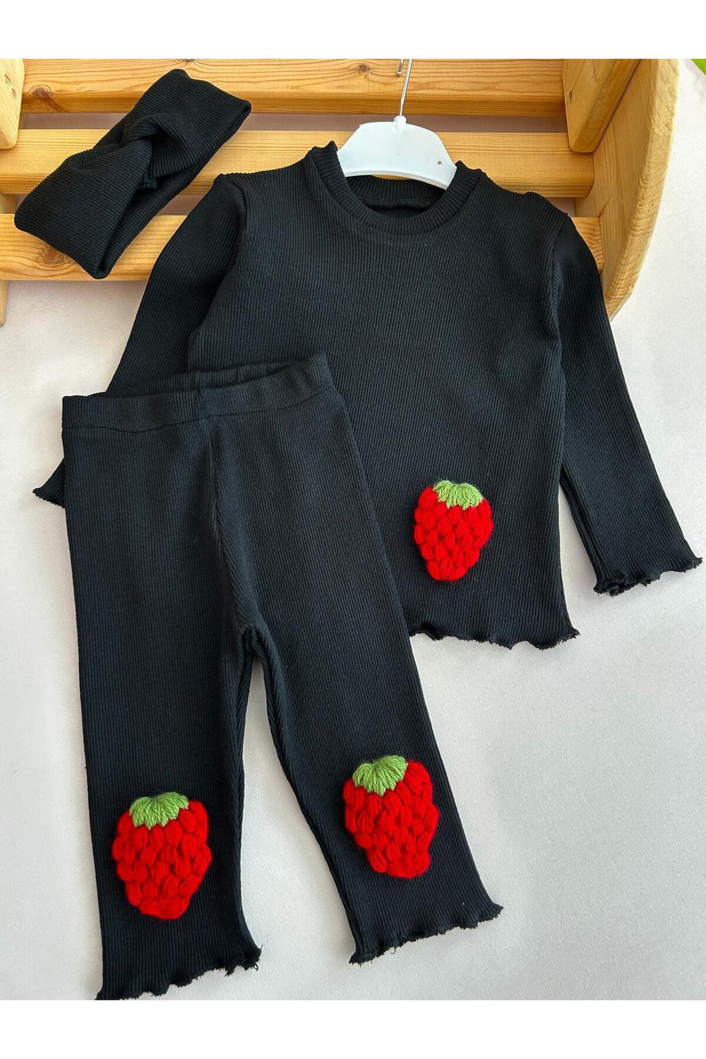Kız Bebek Ve Çocuk Çilek Detaylı Bandanalı Taytlı Takım 1
