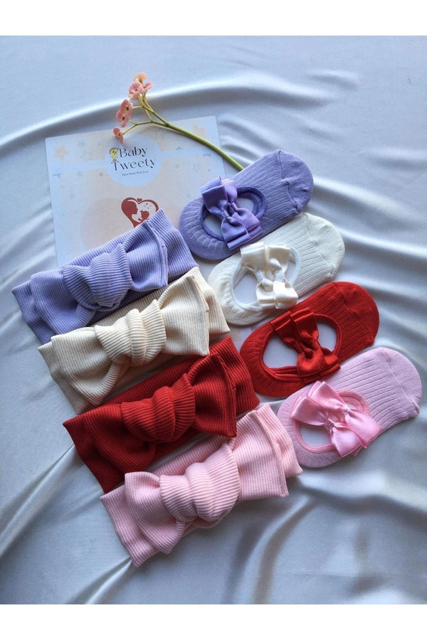 8'li Kombin (KUTULU) El Yapımı Kız Bebek Bandana & Babet Çorap 2
